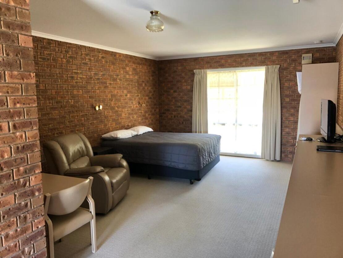 Settlement Motor Inn Deniliquin Zewnętrze zdjęcie