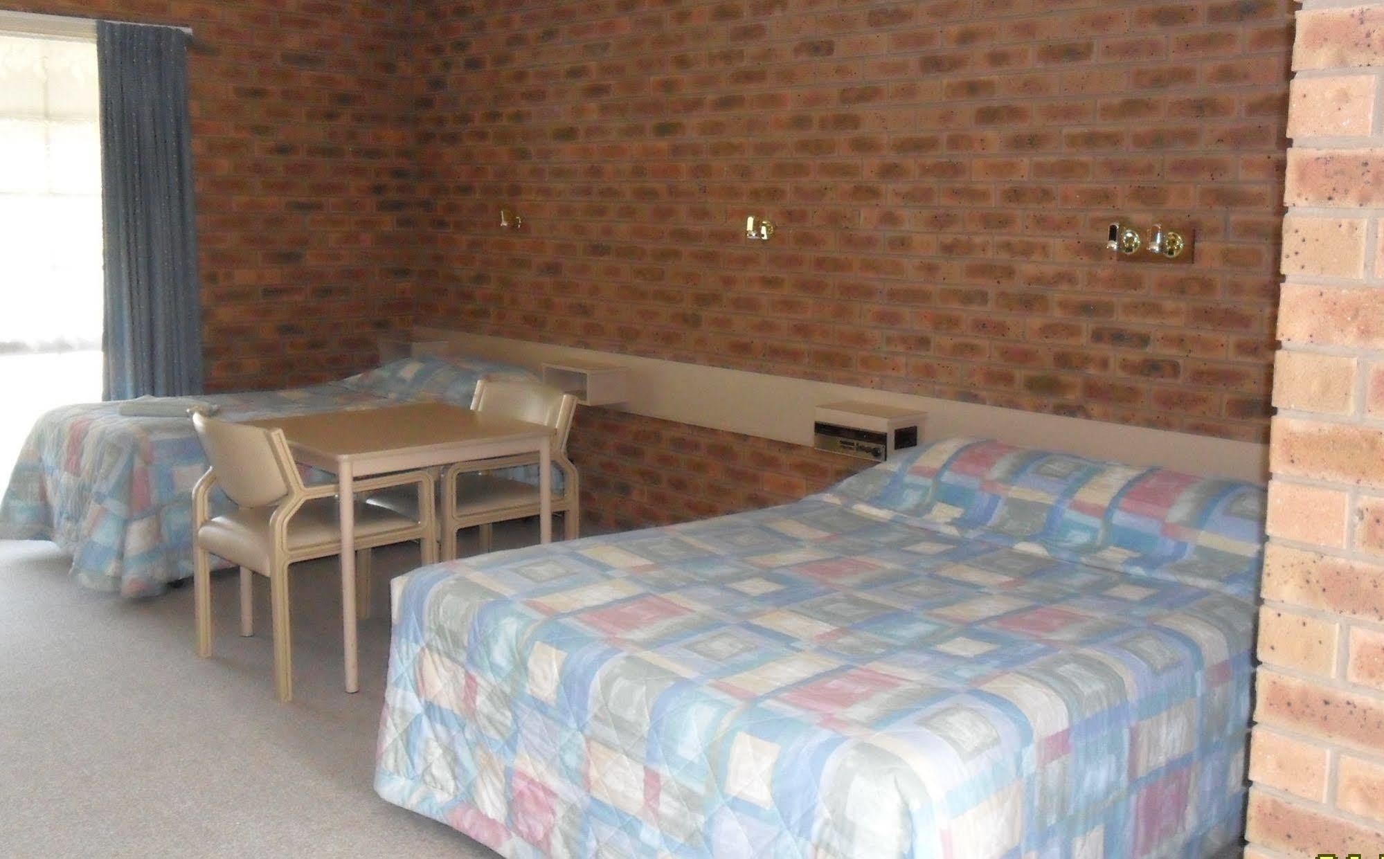 Settlement Motor Inn Deniliquin Zewnętrze zdjęcie